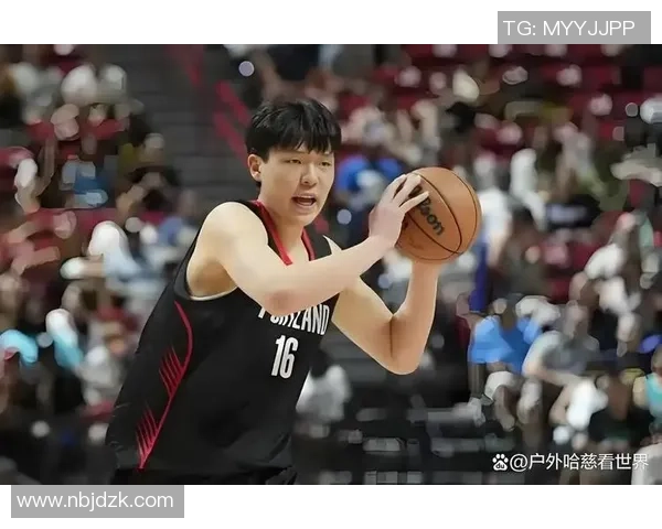 杨瀚森开展联盟首秀各界说啥？点赞防卫+篮板+体能，认可暗里练习